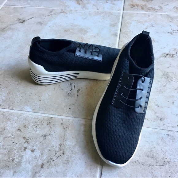 Kendall & Kylie Shoes - Kendall & Kylie Slip On Sneakers NWOT